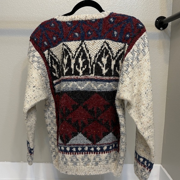 Woolrich Handknit Sweater in Burgundy, Blue, and Cream. Size Medium. - Picture 3 of 4